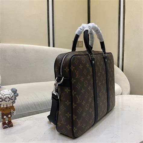 louis vuitton m52005|Porte.